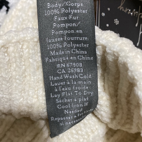 Vince Camuto Beanie And Scarf Set - Picture 4 of 5